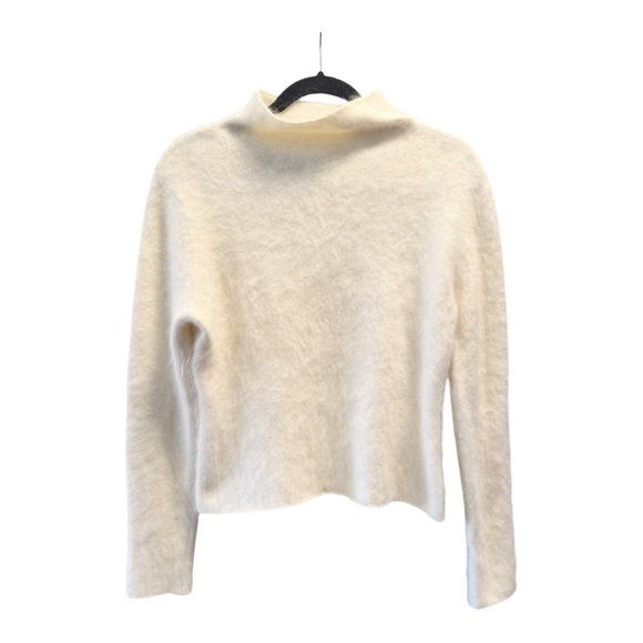 Twiggy Ivory Cream Angora Wool Blend Turtleneck Sweater - Picture 1 of 6